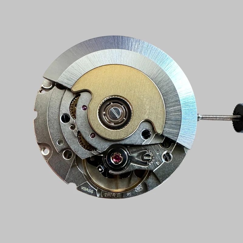 ETA 2824-2, case-back side
